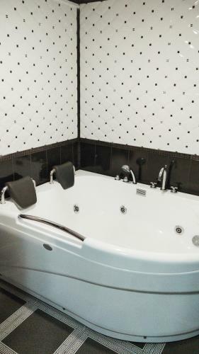 Apartamento Studio On Oliinyka Street