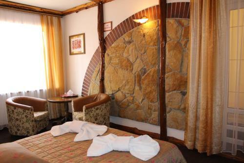Ideal Hotel