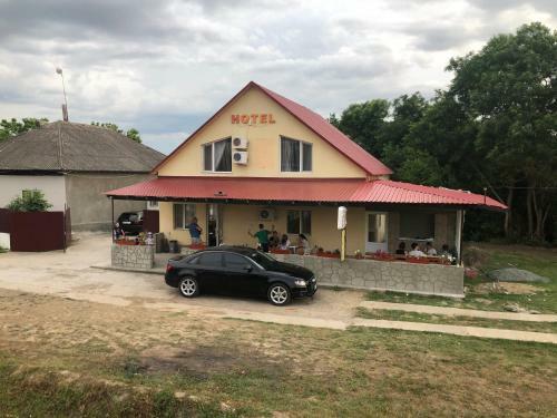 Hotel In Reni