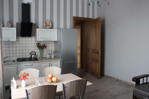 Hostal Barin House