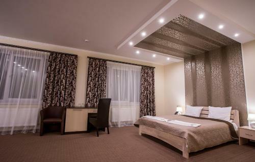 Hotel M?n? Gotel Pozitiv