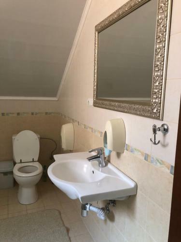 Hostal Family Cottage