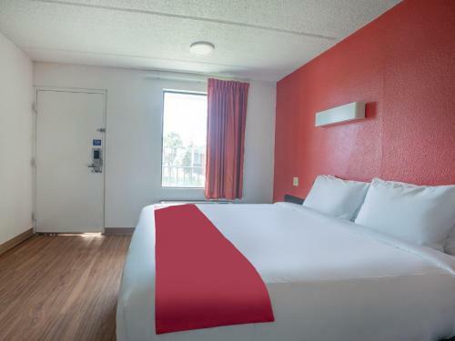 Lake Park Hotel By Oyo
