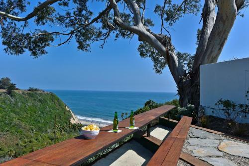 Sea Cliff