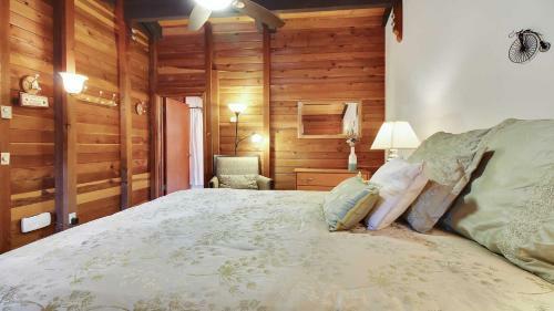 Muskrat 2 Three-bedroom Home