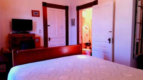 Bed & Breakfast Captain's Inn At Moss Landing