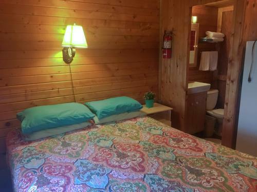 Lodge Cannibal Cabins