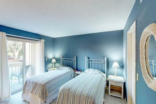 Villa 1807 Heron Point