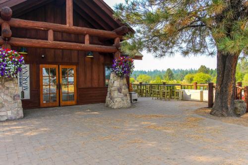 7 Redwood