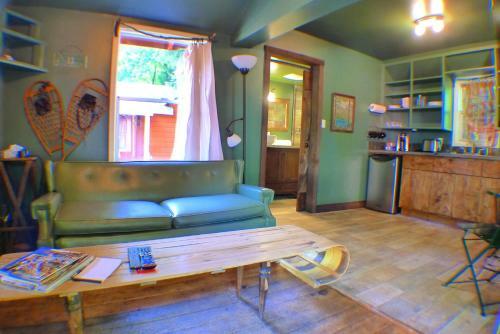 Motel Miner's Camp