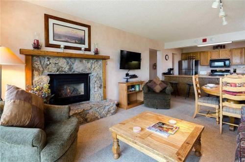 Bronze Tree Condominiums - Bt504