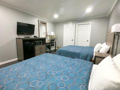 Hotel Budget Host Inn