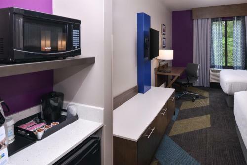 Hotel Holiday Inn Express And Suites Bryant - Benton Area