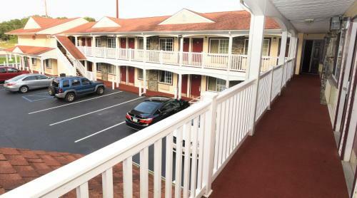 Hotel Country View Inn