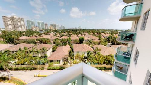 Apartamento Collins Condo #211334