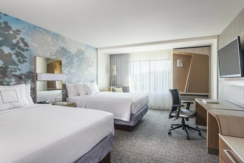 Hotel Courtyard By Marriott Fargo