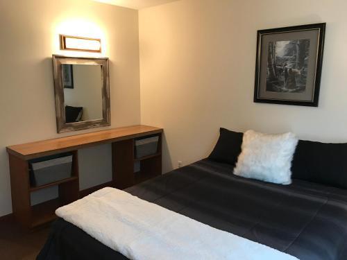 Norfork Lake Ozark Mountain Lodge