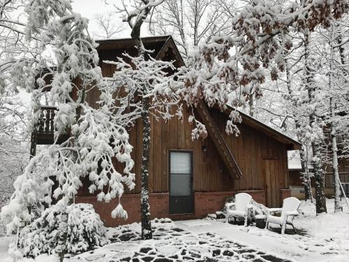Norfork Lake Ozark Mountain Lodge