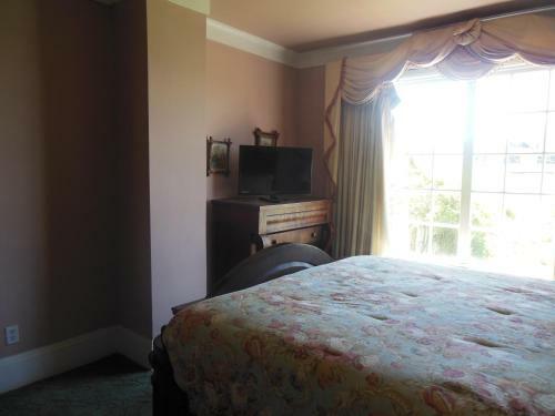 Bed & Breakfast Cedar Grove Mansion Inn & Restaurant