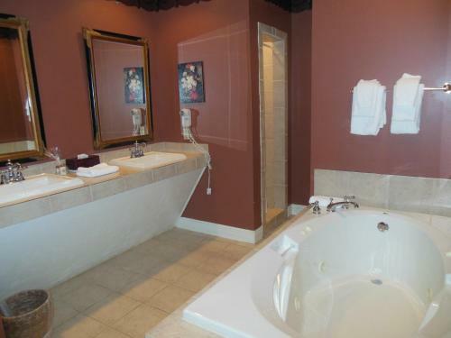 Bed & Breakfast Cedar Grove Mansion Inn & Restaurant