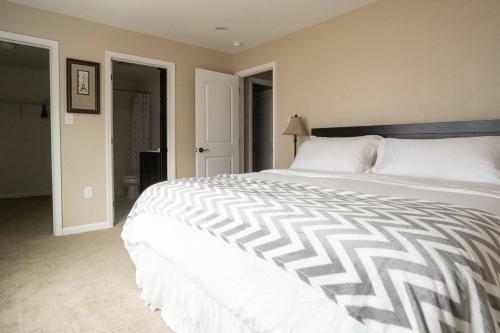 3 Bd Home Near West Point!