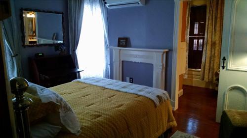 Georges On York B&B