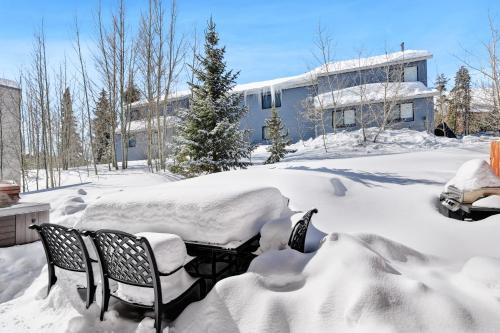 Twenty Grand Chalet