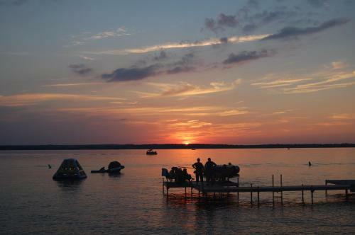 Hotel Peters Sunset Beach Resort And Golf