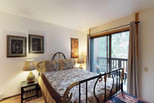 Shaver Haven Condominium