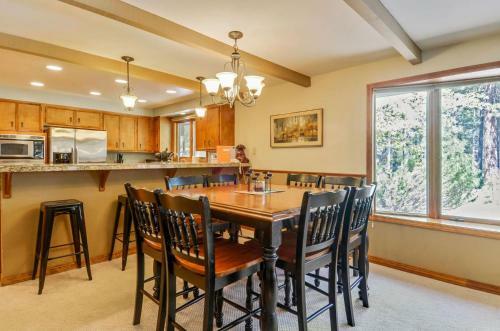 Conifer 9 Five-bedroom Home