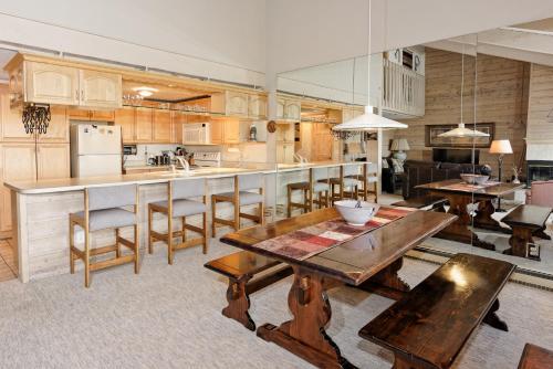 Apartamento 55 Upper Woodbridge Rd Unit F-4 Condo