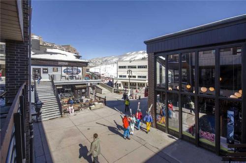 Gondola Square - Gsq35