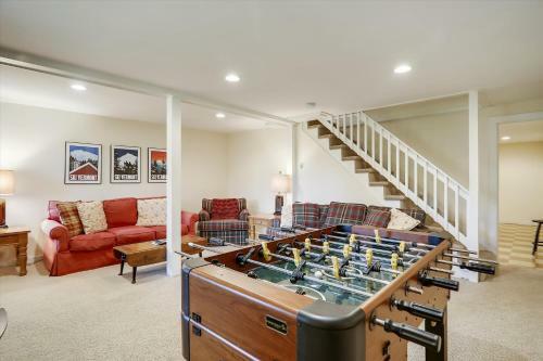 Four Seasons Chalet