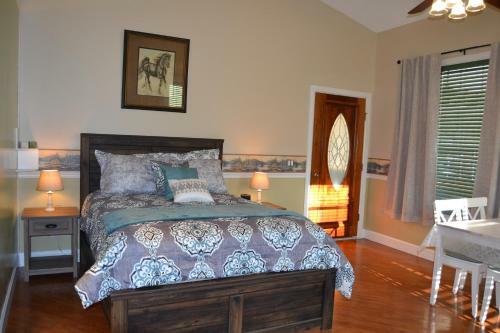 Bed & Breakfast Rock Pointe Ranch