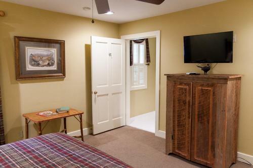 Live Oak Bed And Breakfast