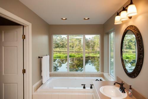Live Oak Bed And Breakfast