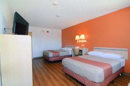 Hotel Motel 6 Palm Springs North