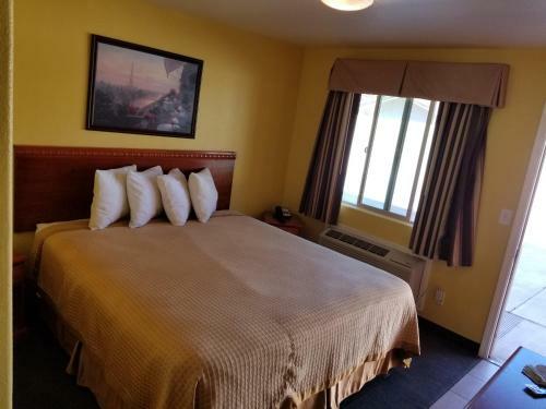 Hotel Corcoran Inn