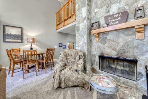 Lazy Bear Lodge