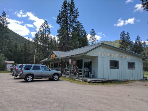 Rock Creek Mercantile & Motel