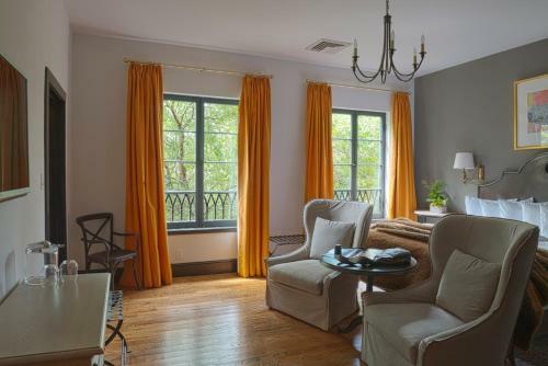 Hotel Domestique