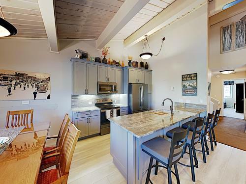 2345 Apres Ski Way House Unit 114