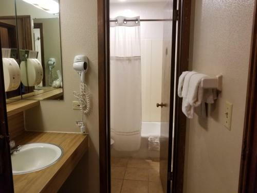 Motel Americas Best Value Inn Hinckley