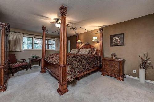 The Lodge At Beaver Lake Bed And Breakfast