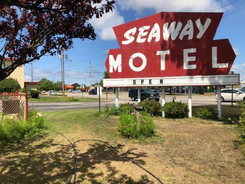 Seaway Motel