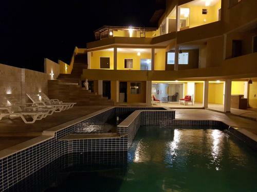 Hostal Pousada �guas Do Piru�