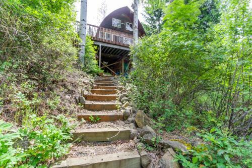 Cozy Hayden Idaho Lake Cabin