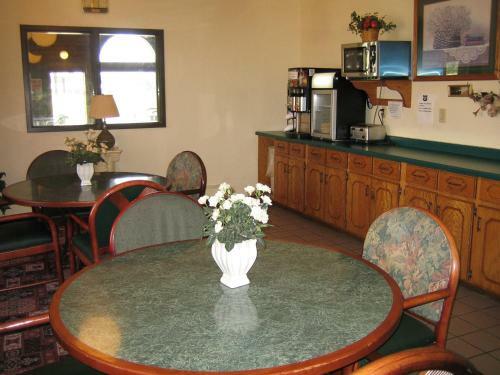 Hotel Knights Inn Litchfield