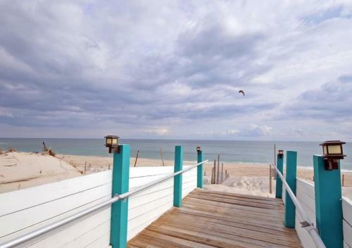 Spray Beach Hotel