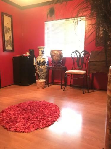 Shady Lady Bed And Breakfast